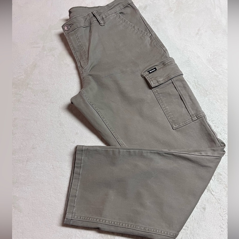 Bench Men’s Straight Cargo Pants Tan - Size 36x30 - Picture 3 of 4